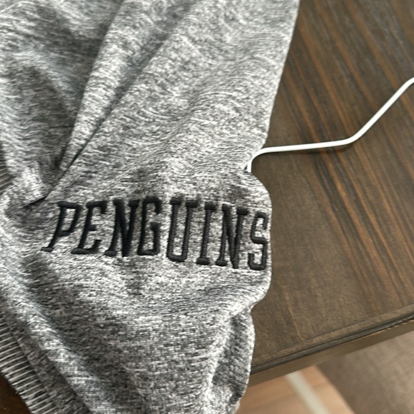 Pittsburgh Penguins quarterzip - Picture 7 of 7